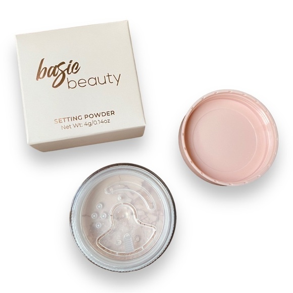 New Basic Beauty Translucent Setting Powder - Picture 5 of 5